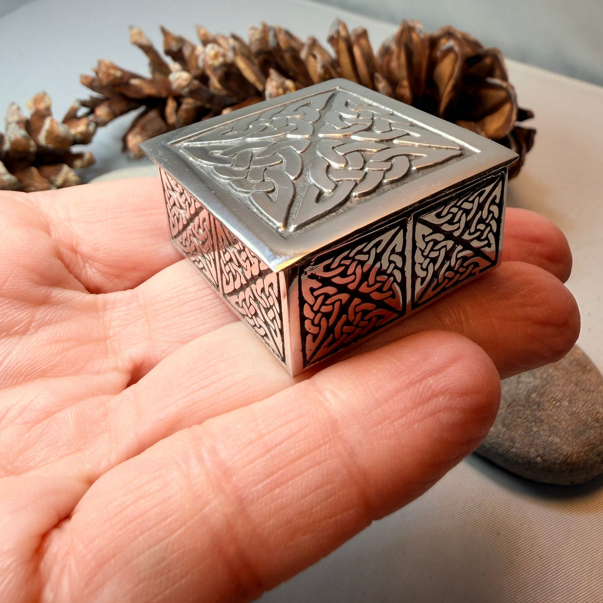 Small Celtic Four Knot Trinket Box - Handmade in Pewter