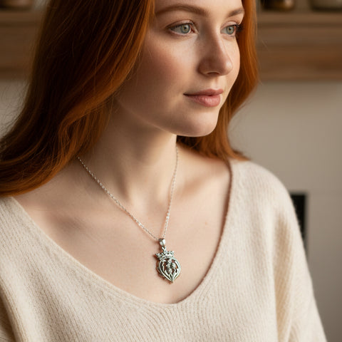 Load image into Gallery viewer, Double Thistle Scottish Luckenbooth Necklace in Sterling Silver
