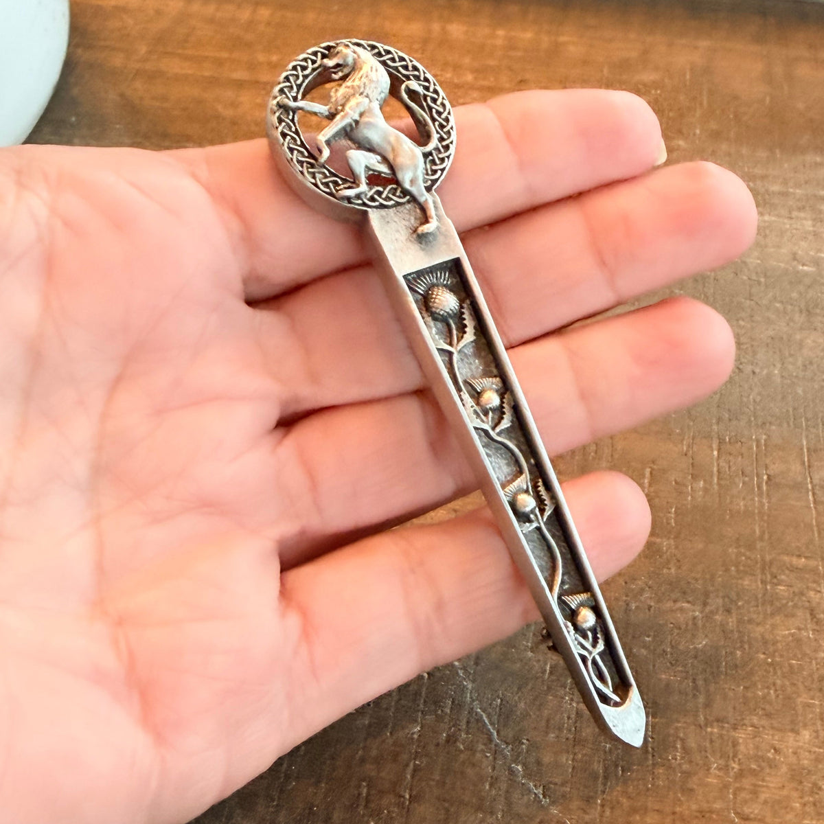 Thistle Scotland Lion Kilt Pin in Pewter