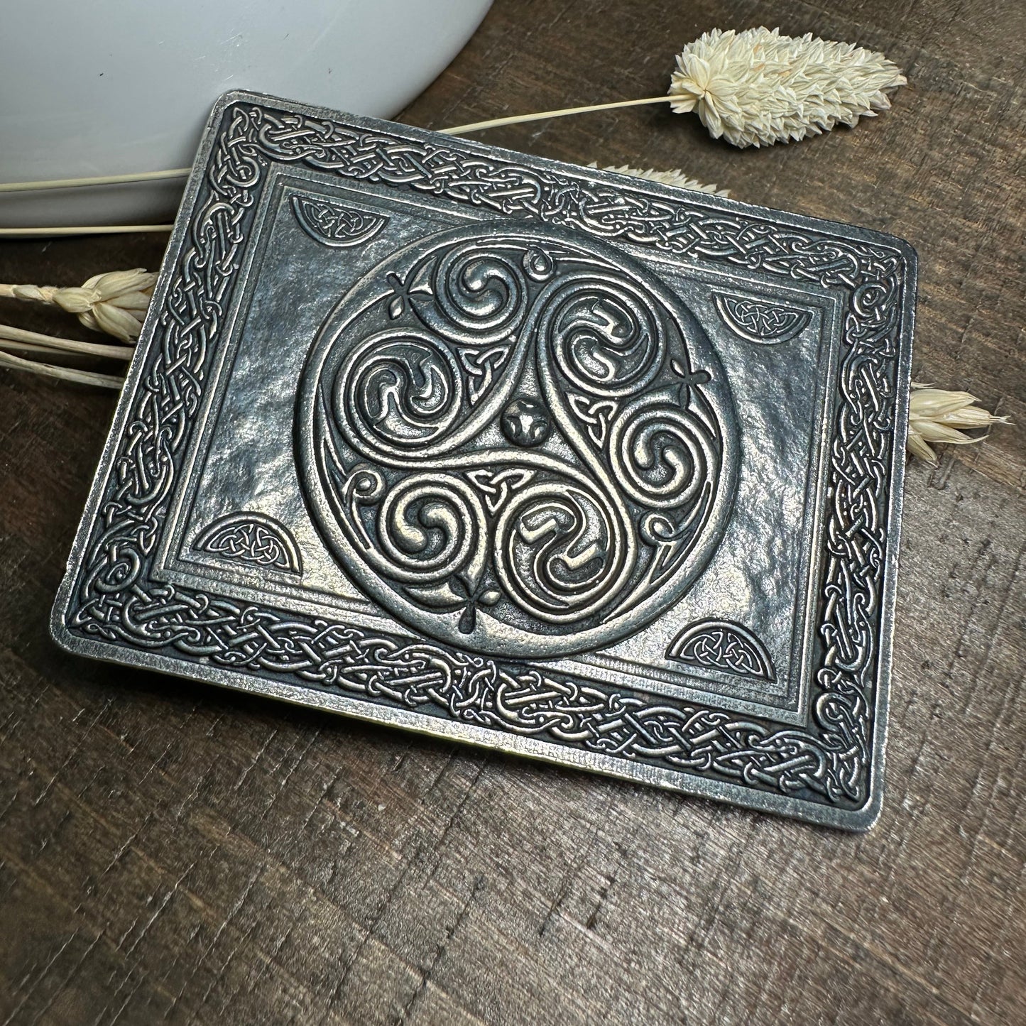 Celtic Triple Spiral Kilt Belt Buckle - Handmade in Scotland