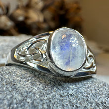 Load image into Gallery viewer, Daviana Moonstone Signet Ring
