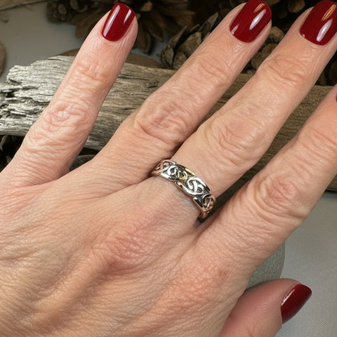 Load image into Gallery viewer, Traditional Celtic Knot Ring

