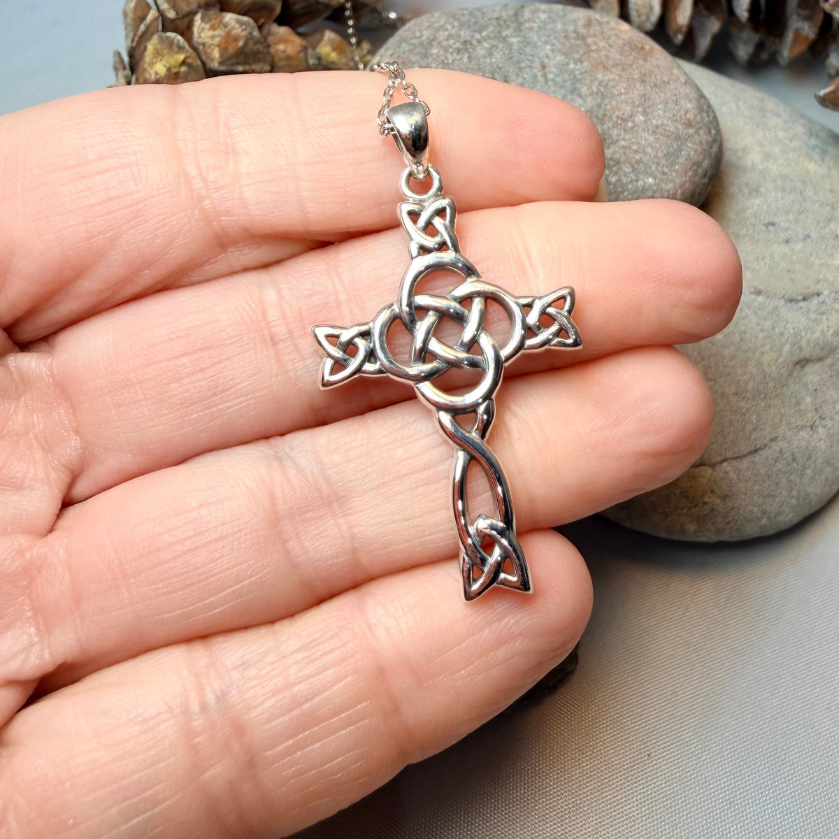 Celtic Dara Knot Cross Necklace in Sterling Silver