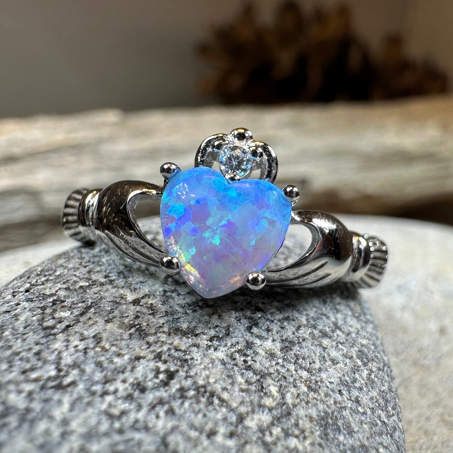 Glynnis Claddagh Ring — view 10