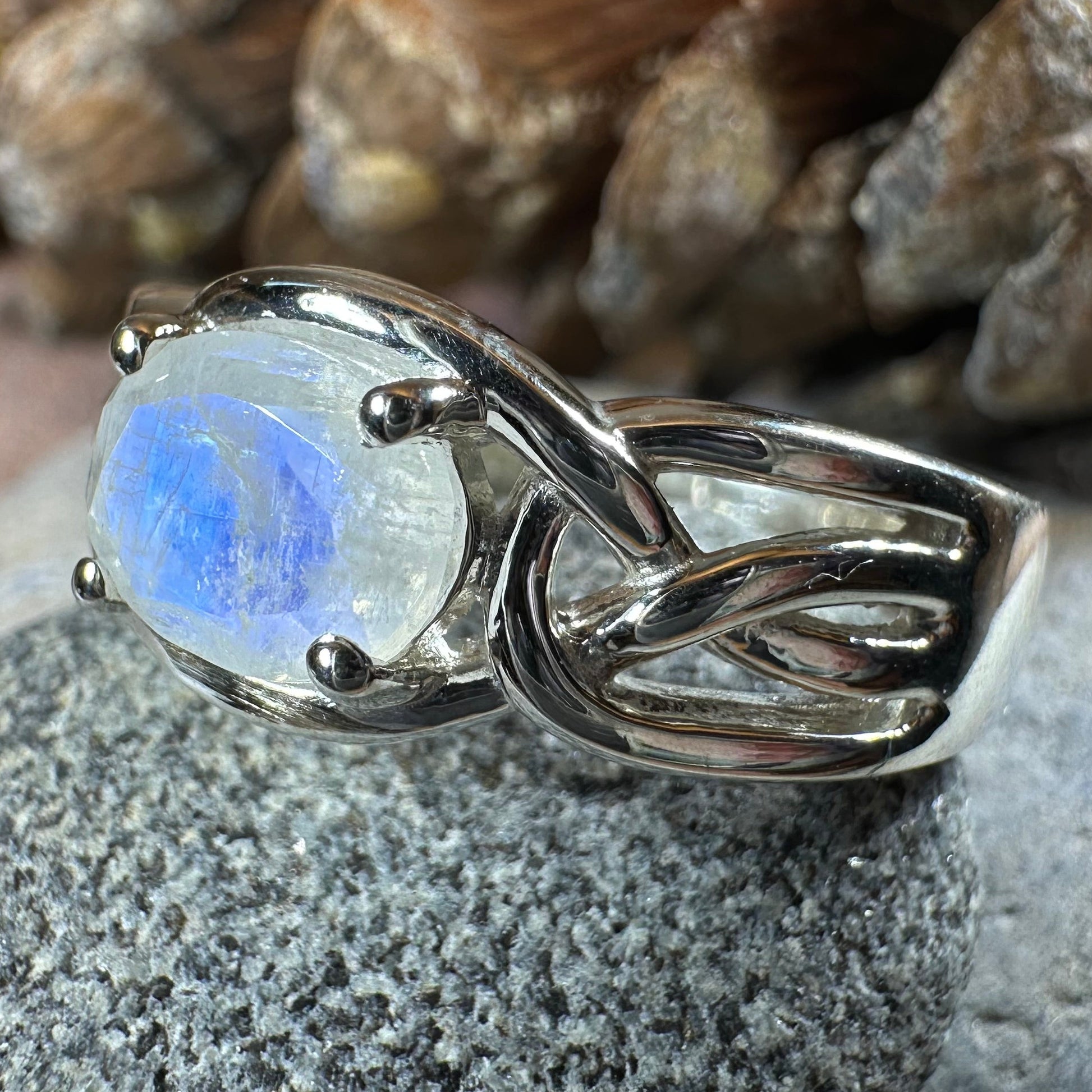 Hadlie Moonstone Ring in sterling silver