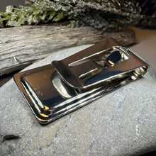 Load image into Gallery viewer, Howling Wolf Copper Money Clip
