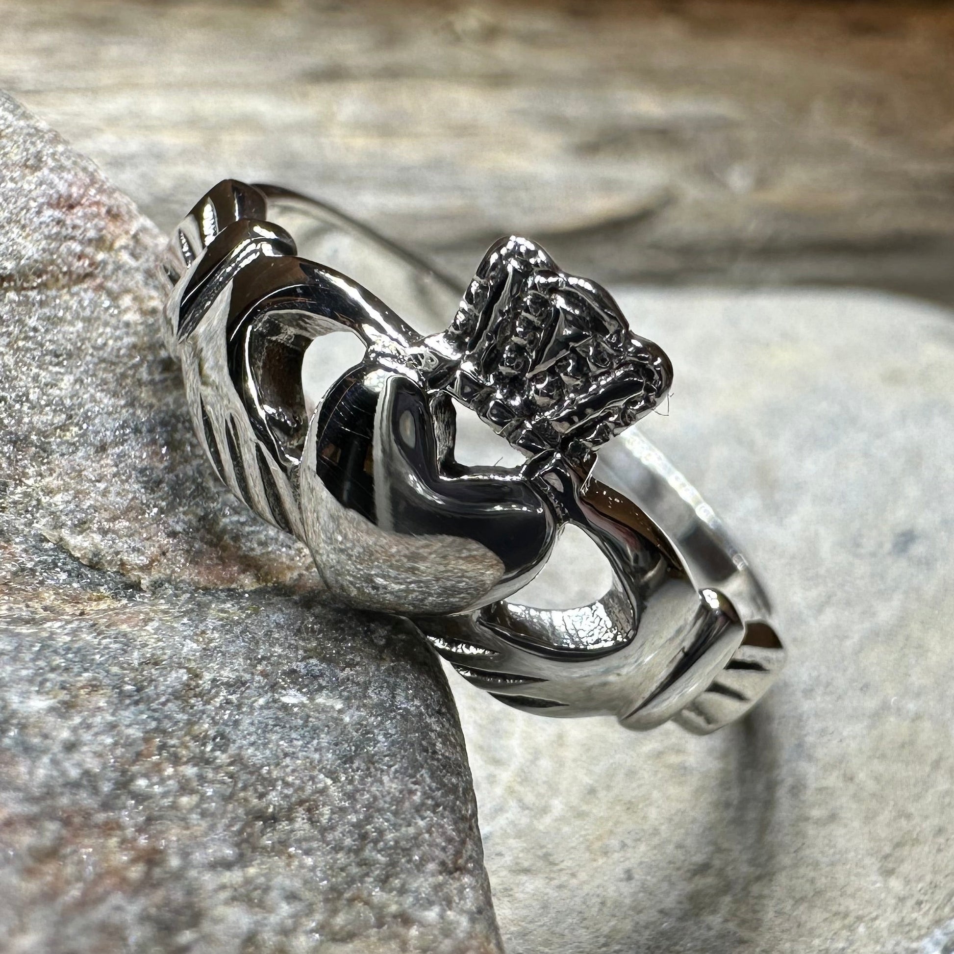 Vow Irish Claddagh Ring — view 13