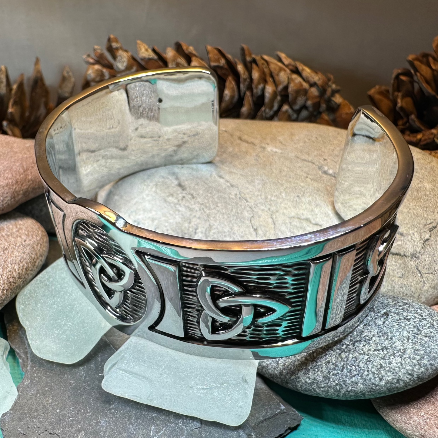 Celtic Trinity Knot Cuff Pewter Bracelet — view 4