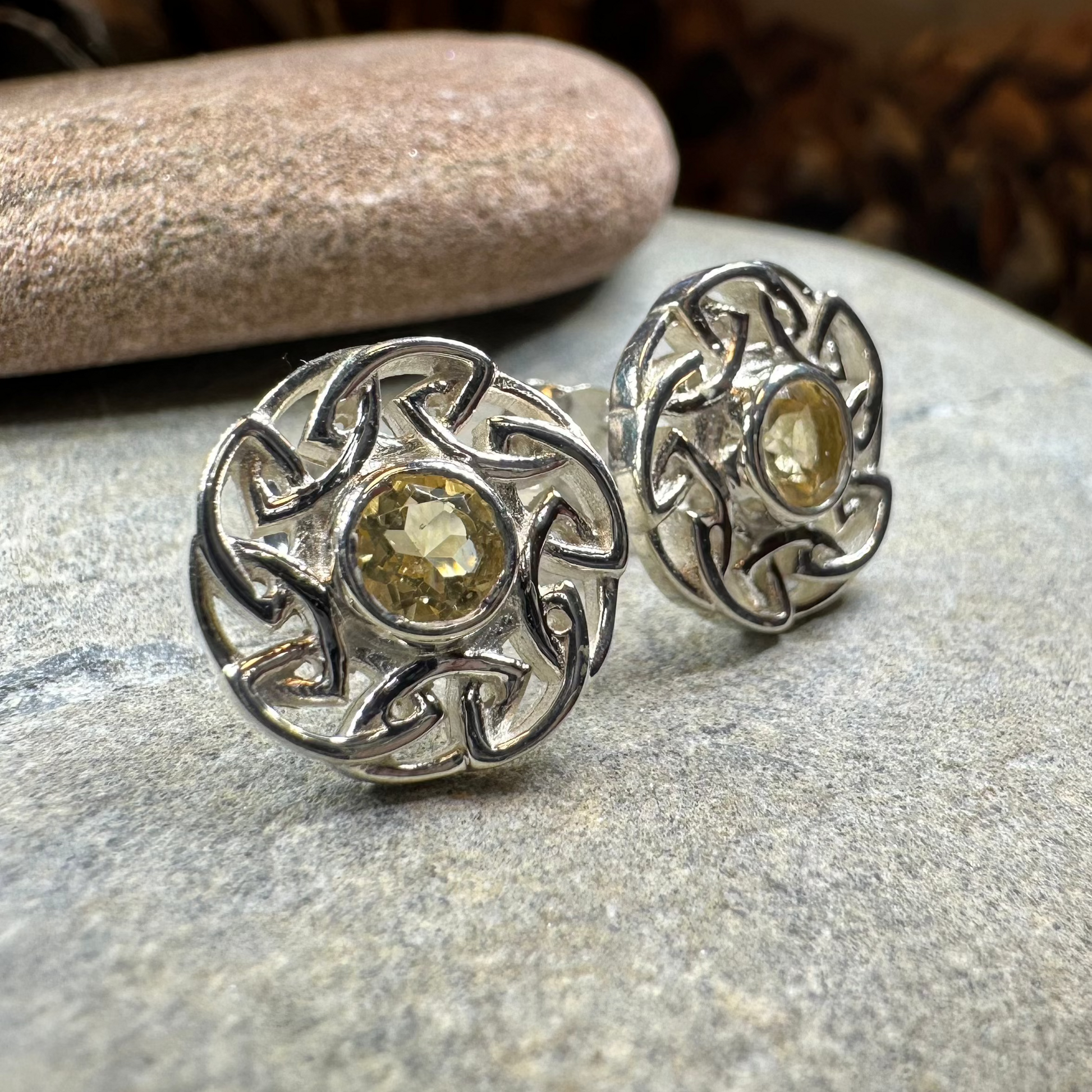 Alfiva Celtic Earrings — view 7