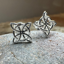 Load image into Gallery viewer, Donielle Celtic Post Earrings
