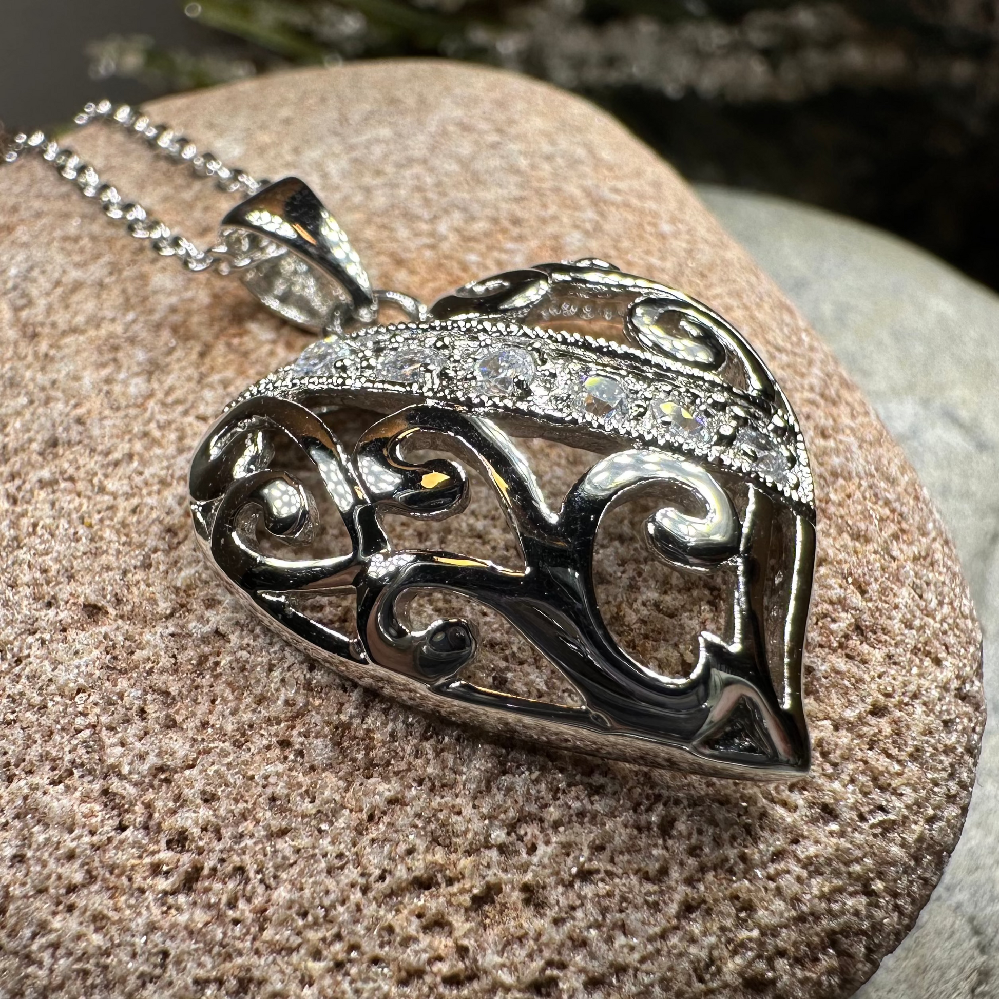 Sweet Heart Necklace — view 6