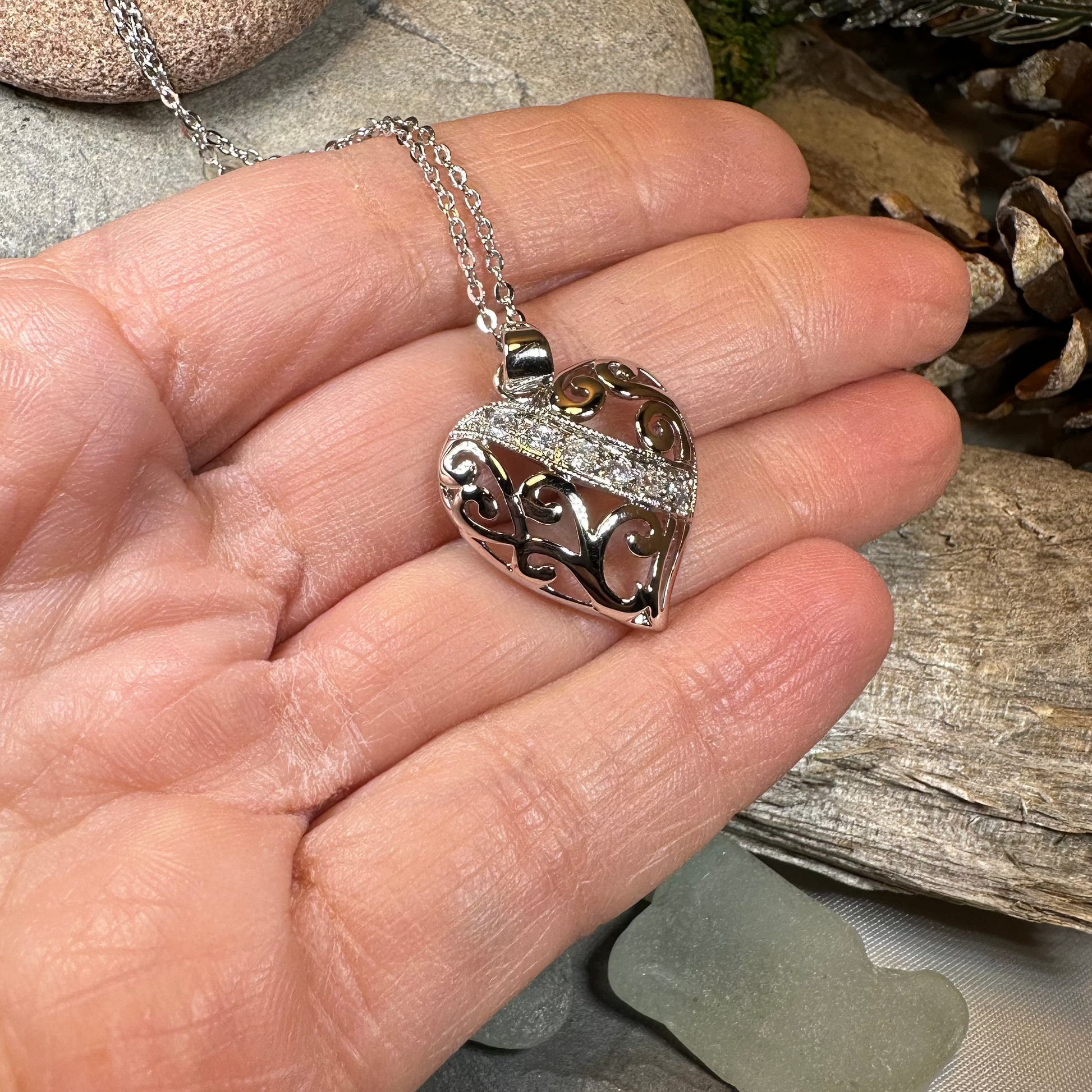 Sweet Heart Necklace — view 4