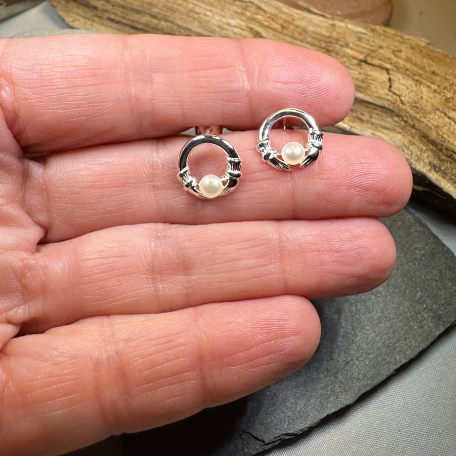 Straffan Claddagh Pearl Stud Earrings