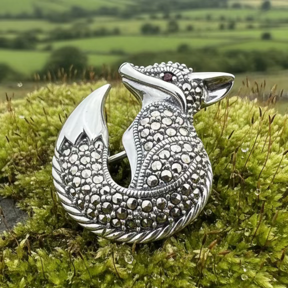 Marcasite Fox Brooch in sterling silver