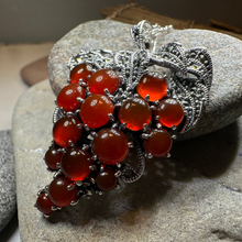 Load image into Gallery viewer, Wine Lovers Vineyard Necklace
