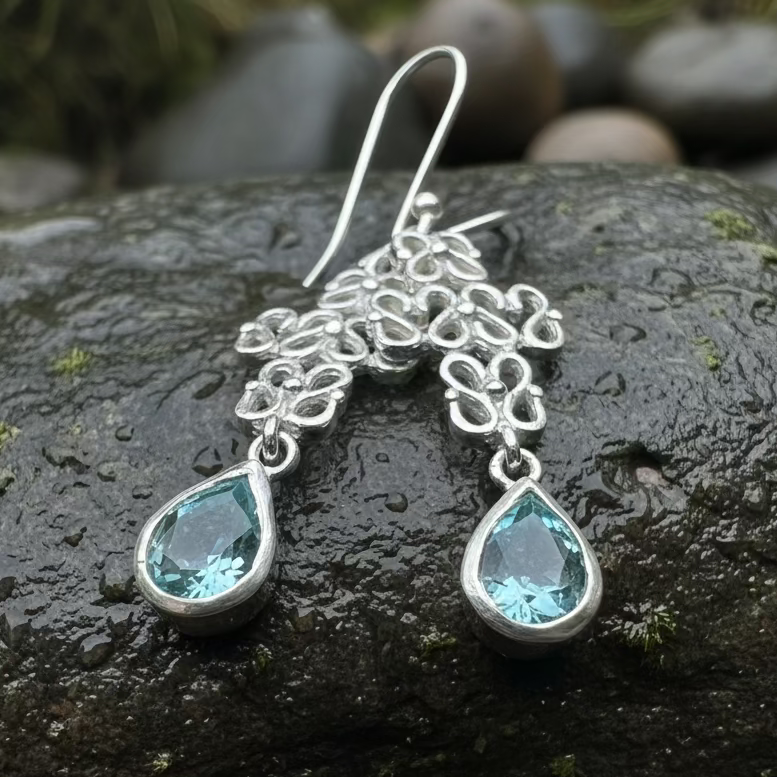 Leanna Celtic Knot Earrings in sterling silver