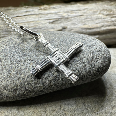 Load image into Gallery viewer, Petite Saint Brigid's Cross
