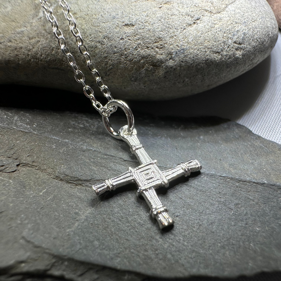 Petite Saint Brigid's Cross
