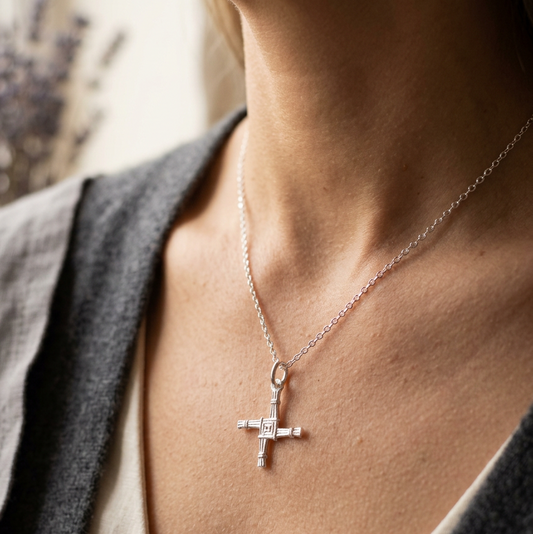 Petite Saint Brigid's Cross - Handmade in Ireland