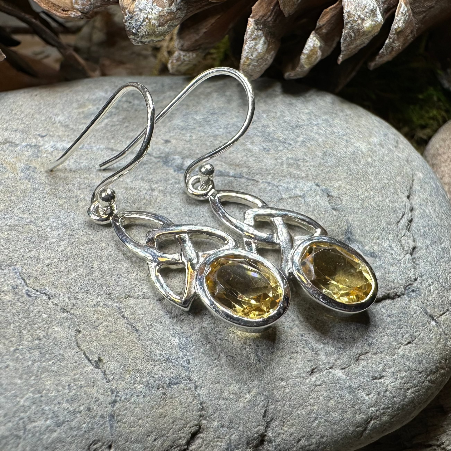 Hellena Trinity Knot Earrings — view 7