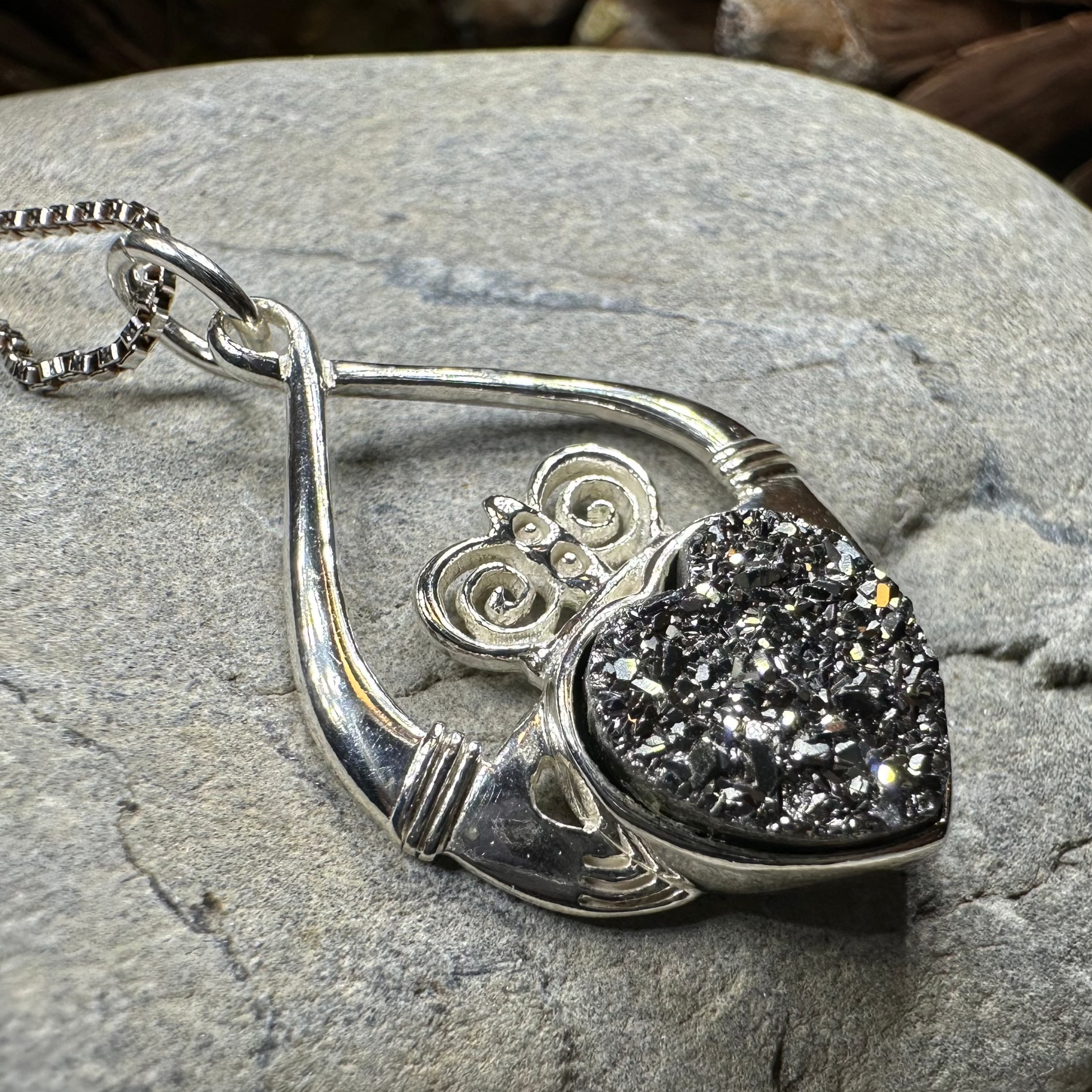 Juliet Irish Claddagh Necklace - Handmade in Ireland — view 7