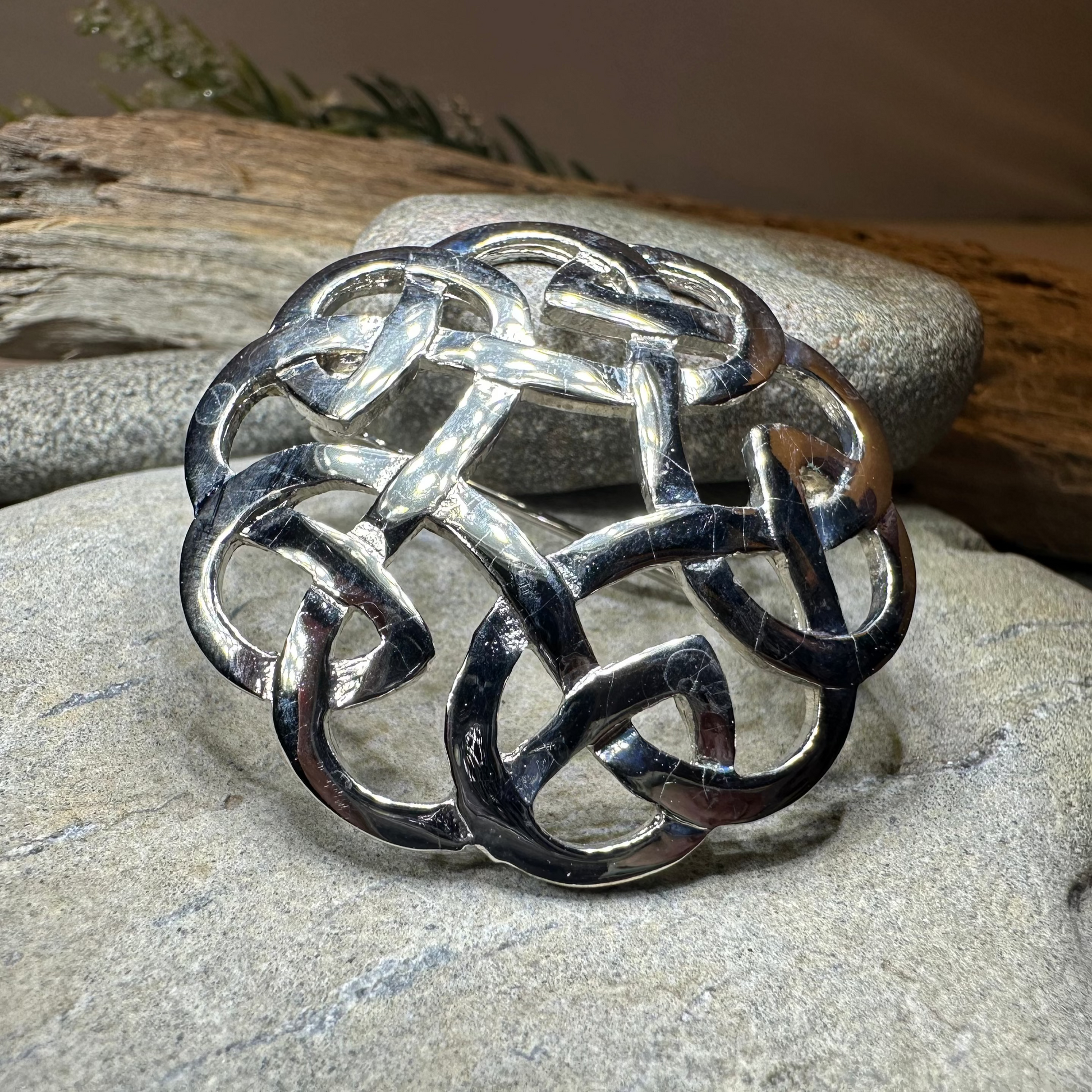 Argyle Celtic Knot Brooch - Handmade in Scotland — view 3