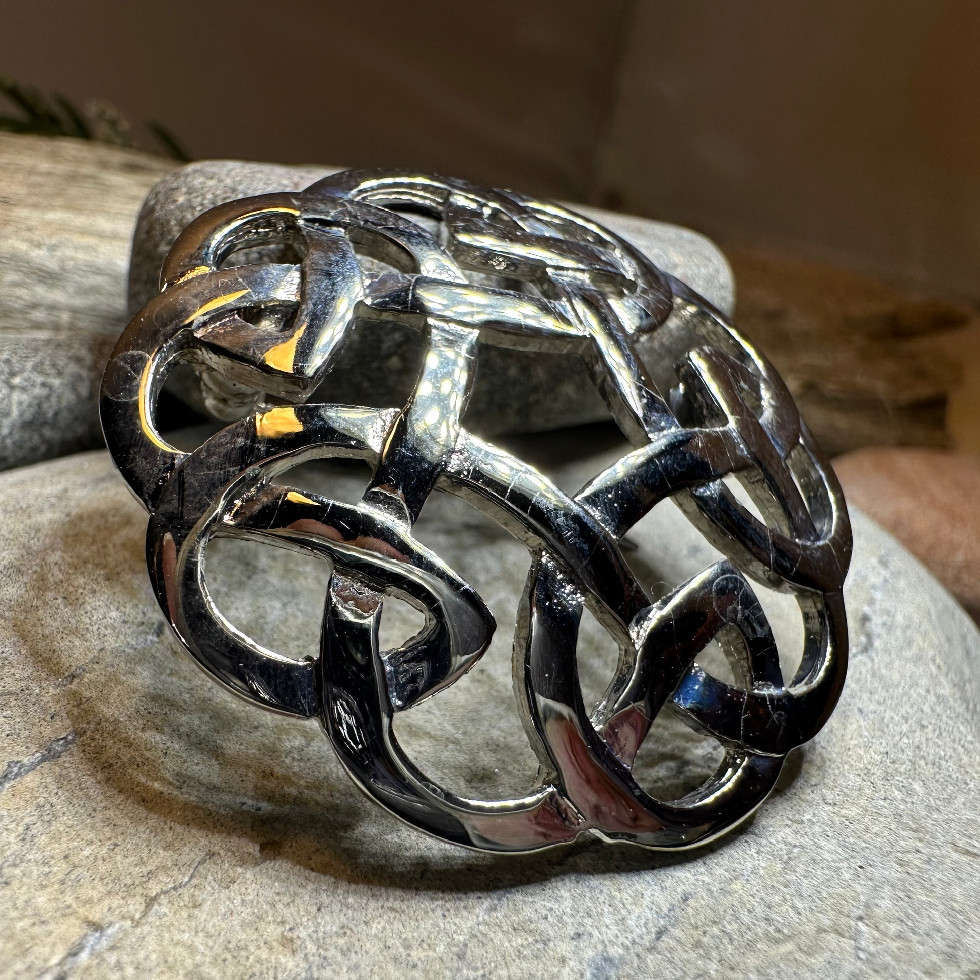 Argyle Celtic Knot Brooch - Handmade in Scotland — view 7