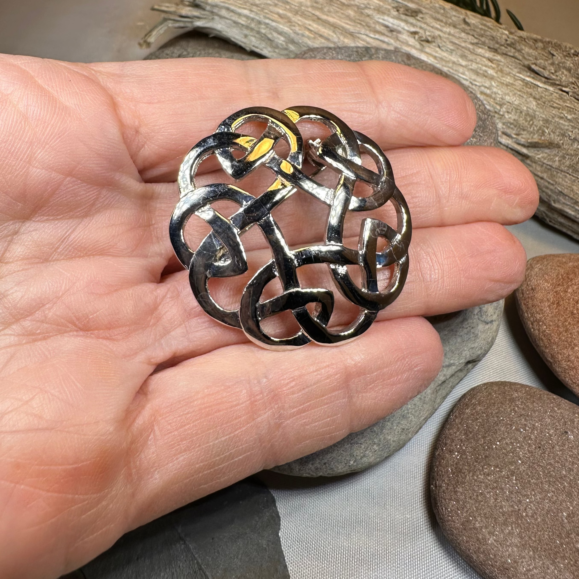 Argyle Celtic Knot Brooch - Handmade in Scotland — view 4