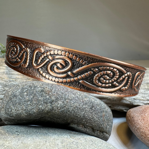 Load image into Gallery viewer, Talorc Celtic Copper Cuff Bracelet
