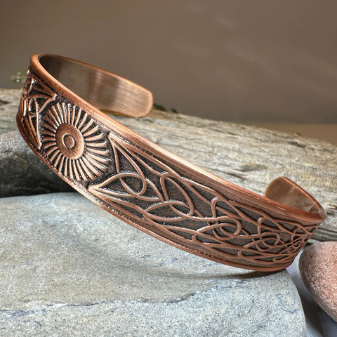 Load image into Gallery viewer, Talorgan Celtic Copper Cuff Bracelet
