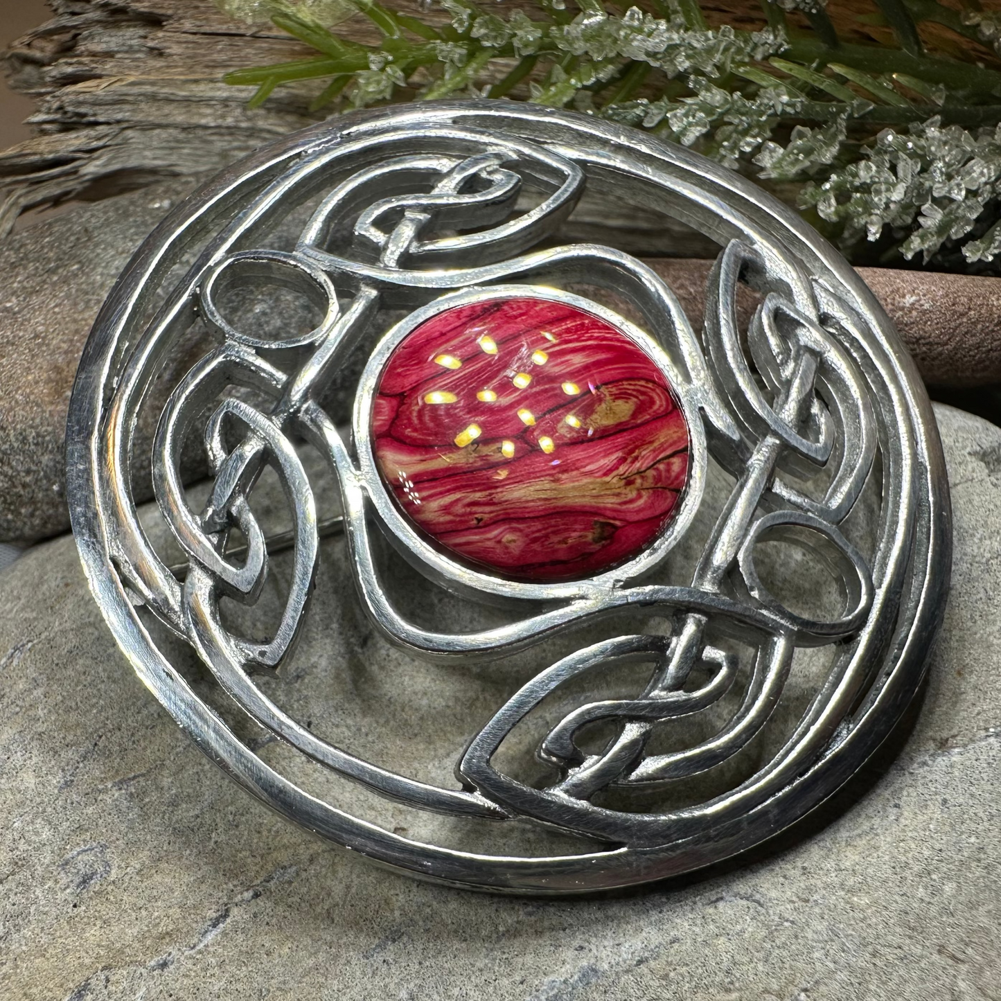 Heathergems Celtic Knot Brooch - Classic Scottish Jewelry — view 3
