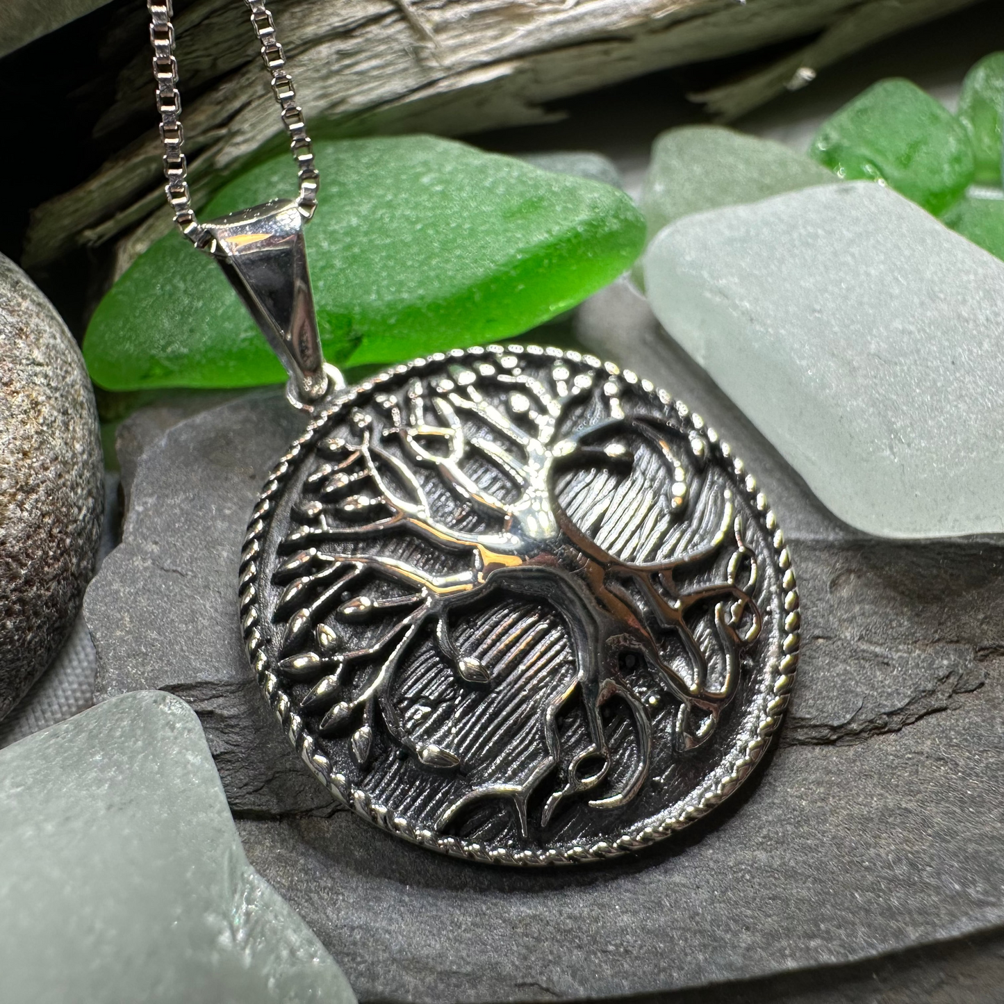Duille Celtic Tree of Life Necklace in Sterling Silver — view 7