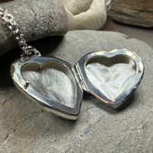 Load image into Gallery viewer, Rose Bouquet Locket Necklace
