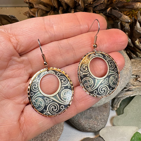Load image into Gallery viewer, Renewal Celtic Spiral Copper Earrings

