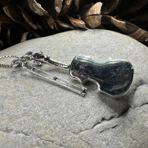 Load image into Gallery viewer, Irish Fiddle Celtic Necklace
