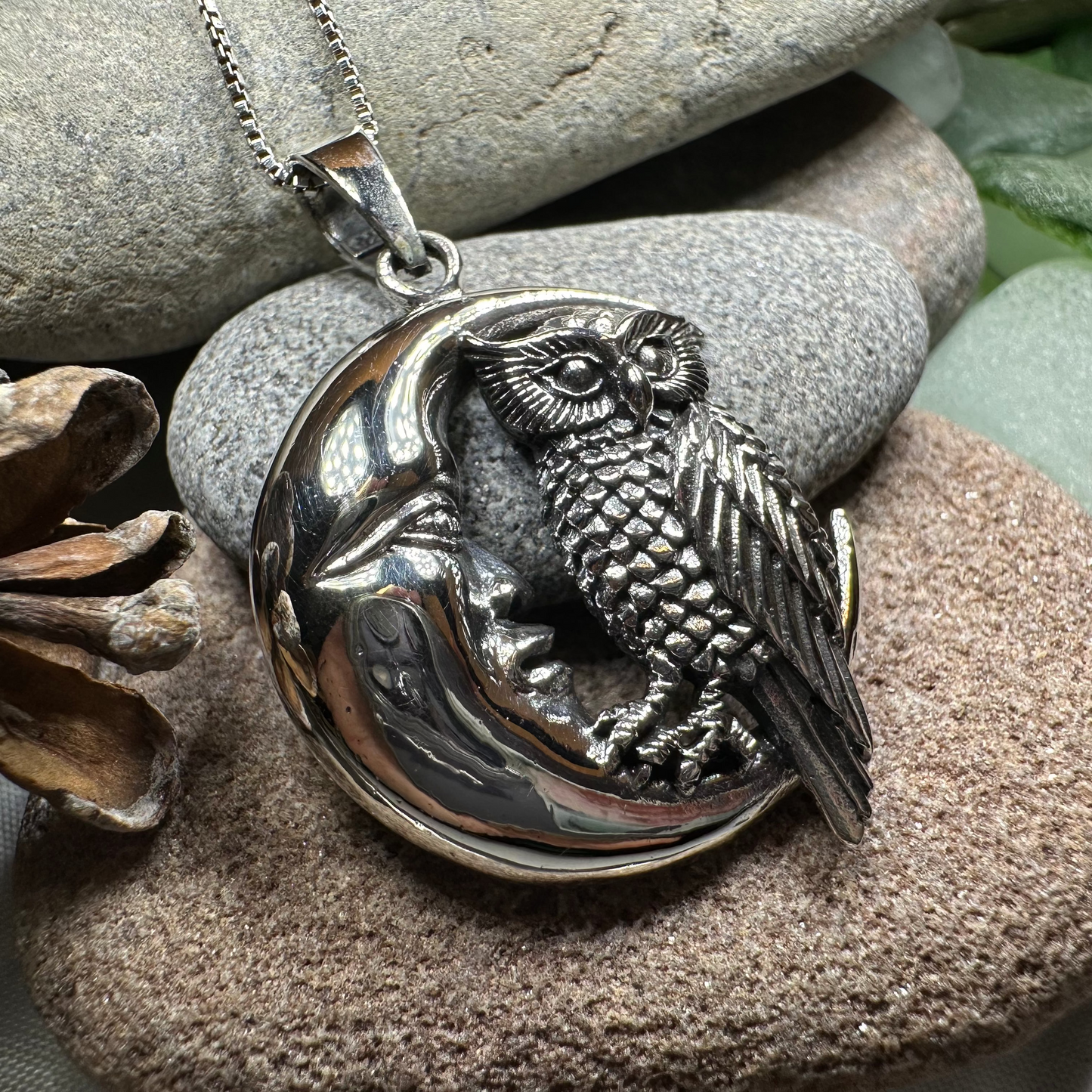 Oidhche Mhath Owl Necklace — view 7