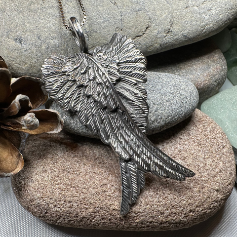 Load image into Gallery viewer, Caci Angel Wings Necklace
