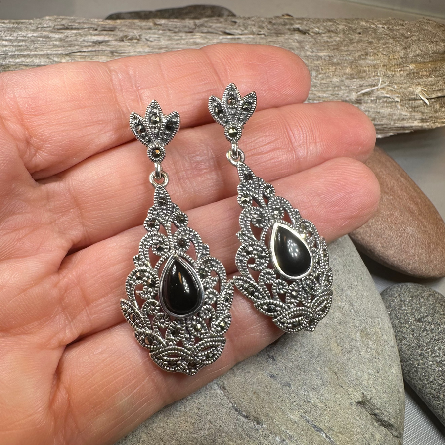 Cecette Romantic Earrings