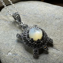 Load image into Gallery viewer, Donnie Turtle Necklace
