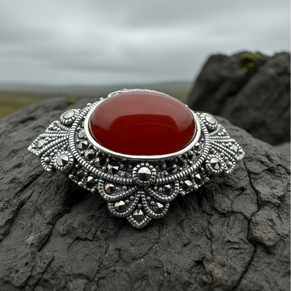 Vintage Style Celtic Brooch in Sterling Silver