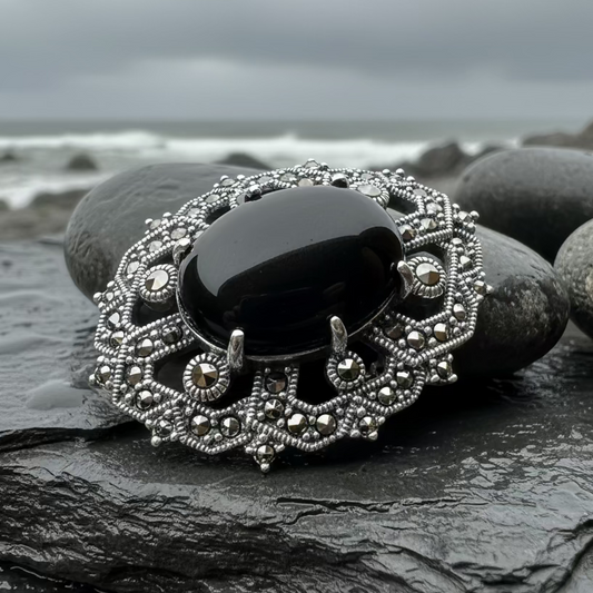 Dorcia Celtic Knot Brooch in Sterling Silver