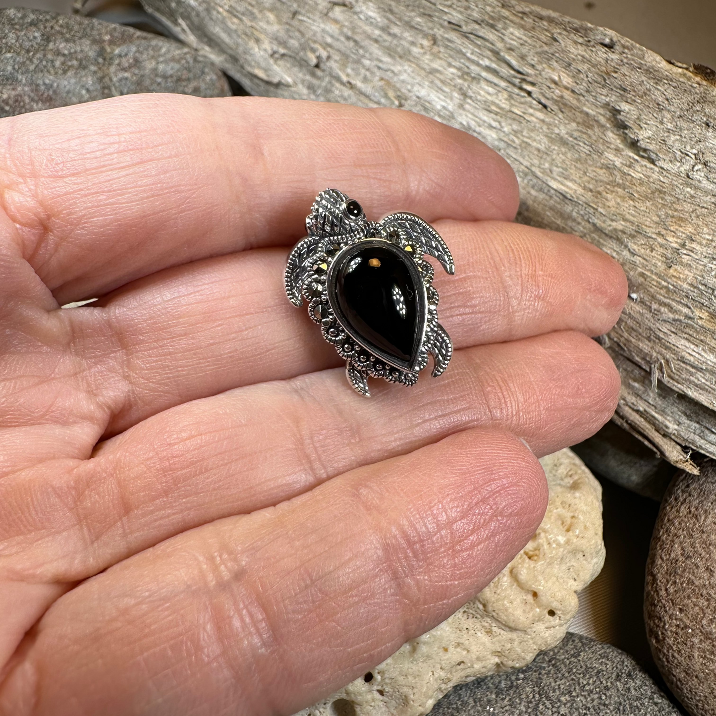 Aryn Onyx Turtle Brooch in Sterling Silver