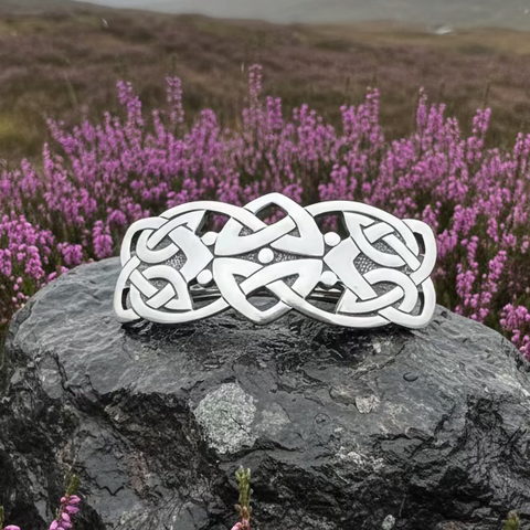 Load image into Gallery viewer, Celtic Friendship Knot Hair Clip for Women
