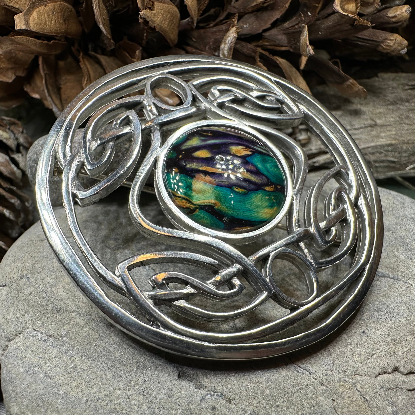 Heathergems Celtic Knot Brooch - Classic Scottish Jewelry — view 17