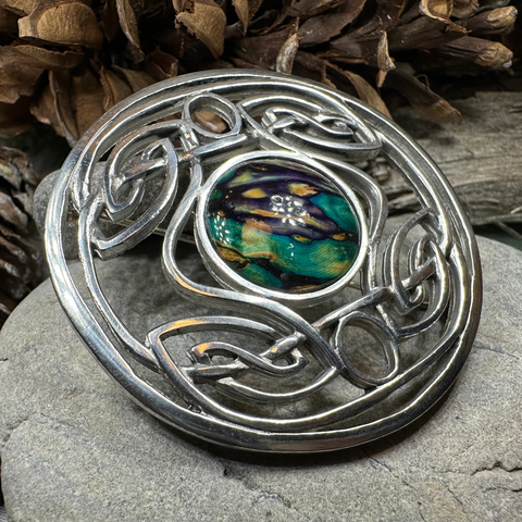 Load image into Gallery viewer, Heathergems Celtic Knot Brooch - Classic Scottish Jewelry

