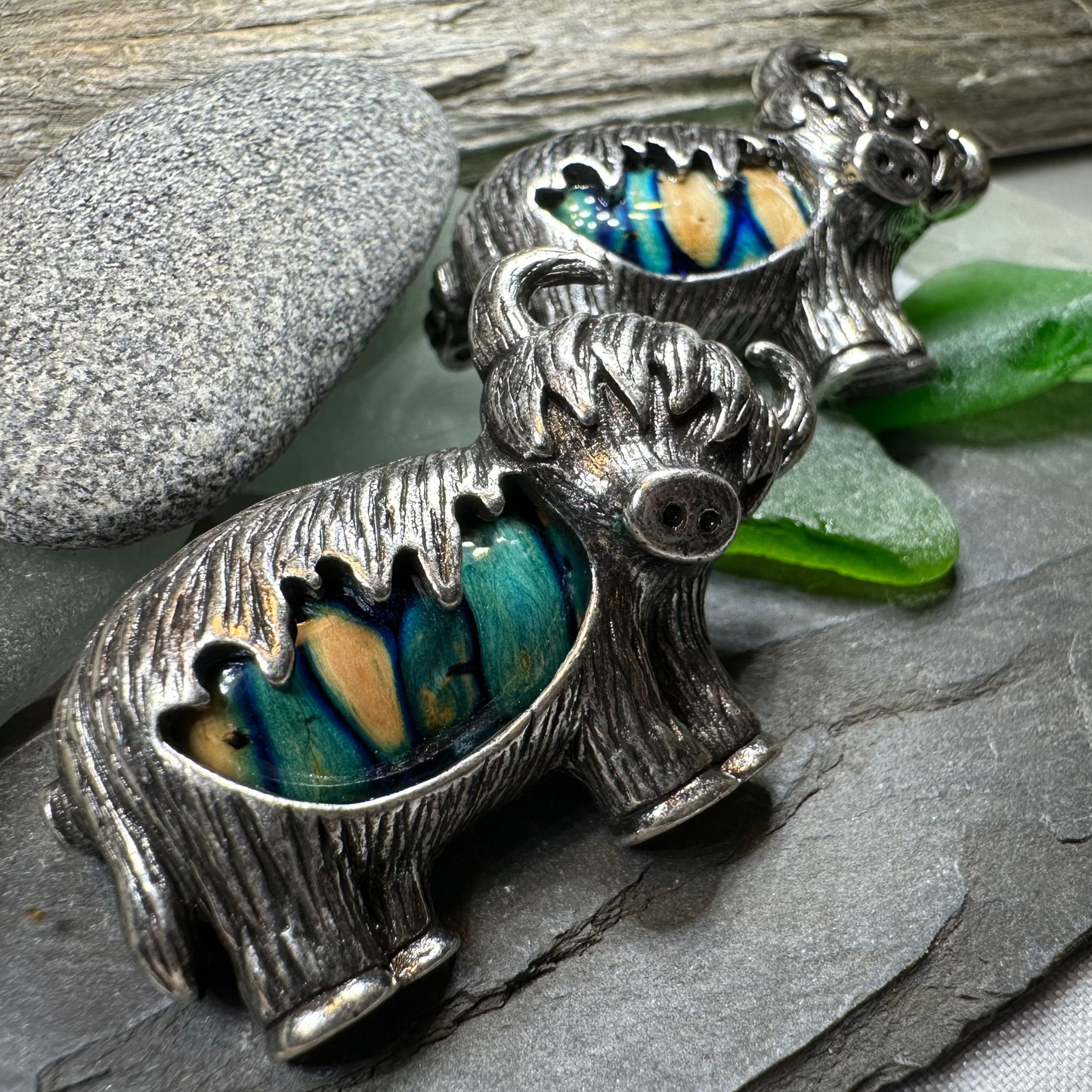 Heathergems Highland Cow Brooch - Handmade in Scotland — view 16