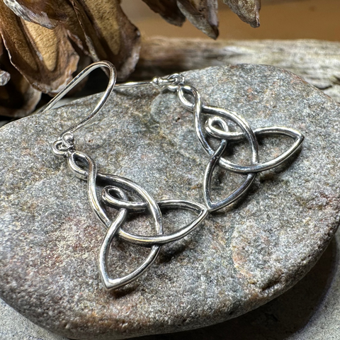 Load image into Gallery viewer, Mother's Knot Celtic Earrings
