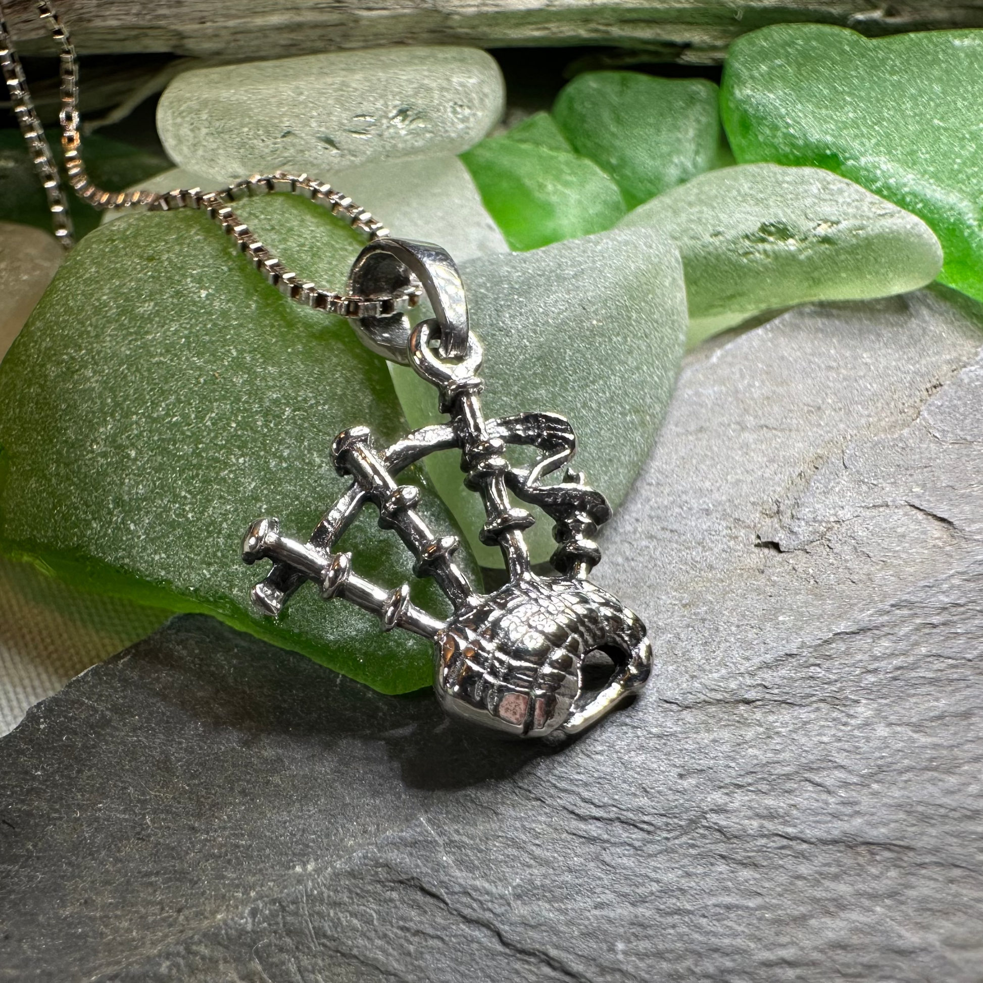 Tartan Bagpipes Necklace — view 2