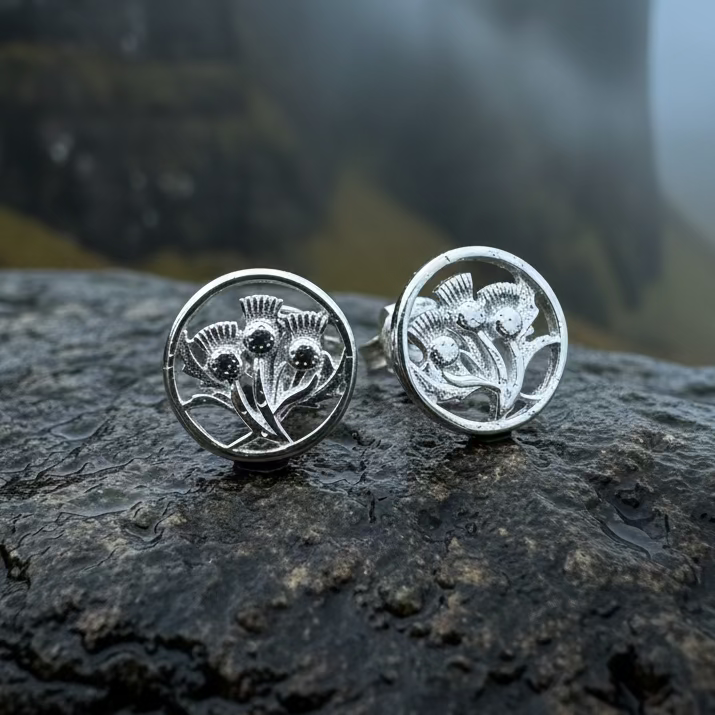 Dolina Thistle Stud Earrings in sterling silver