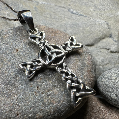 Load image into Gallery viewer, Trinity Knot Celtic Cross Necklace
